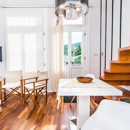 Lipovica Apartment